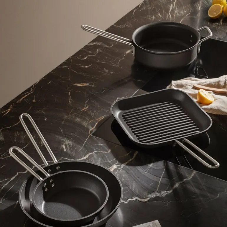 Professional traktørpanne 24 cm stål