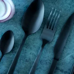 Pure Black bestikksett 24 deler svart