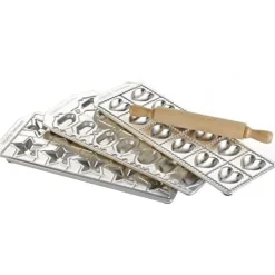 Raviolimaker sett m/3 former fisk/stjerne/hjerte