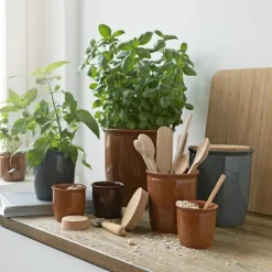 Redskapskrukke 2L brun