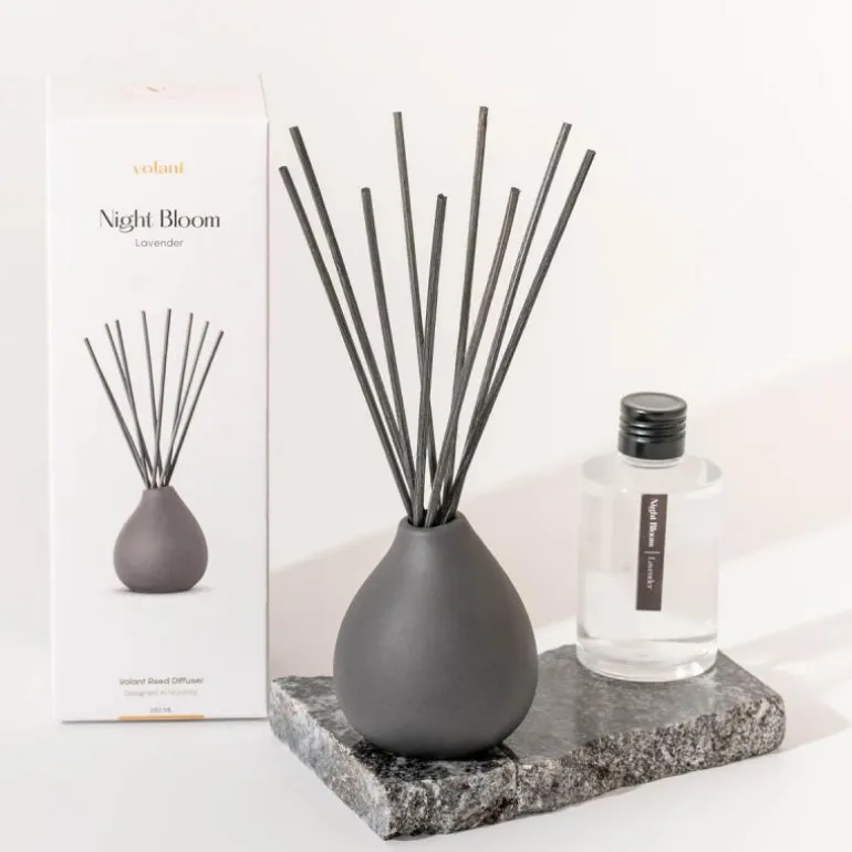 Reed diffuser svart