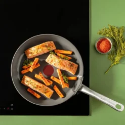 Renew+ stekepanne 30 cm grå