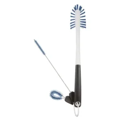 Rengjøringssett til flasker og sugerør