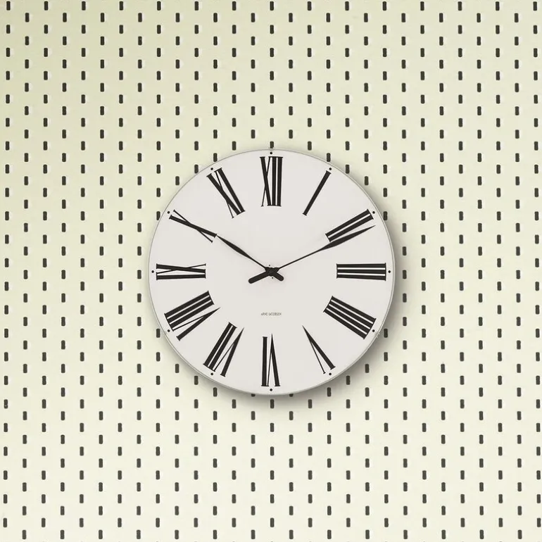 Roman veggur 48 cm hvit