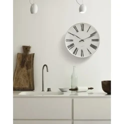 Roman veggur 48 cm hvit