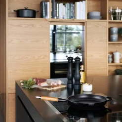 Saltkvern 30 cm matte black