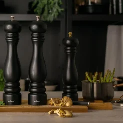 Saltkvern 25 cm svart/messing