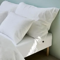 Sanna sengetøy 140x200 cm hvit