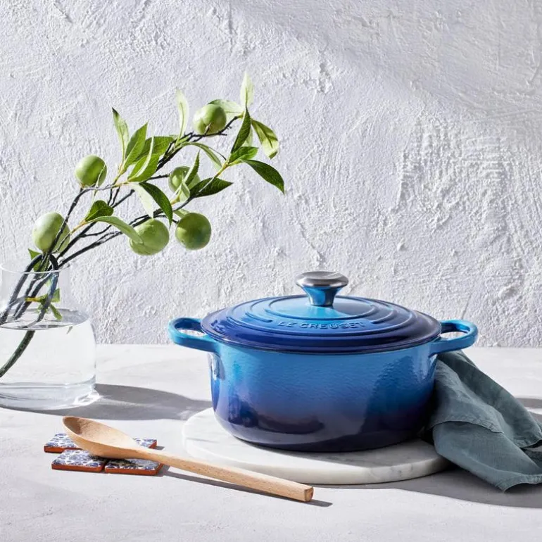 Signature støpejernsgryte rund 24 cm 4,2L azure