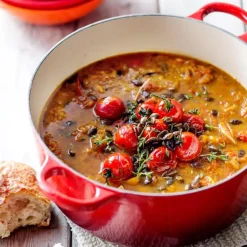 Signature støpejernsgryte rund 22 cm cerise