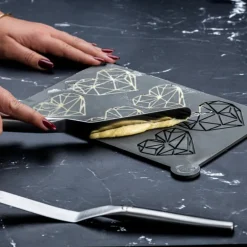 Silikonform Love At First Bite 3 stk grå/hvit