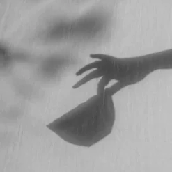 Slåpeblom bolle 14 cm blå