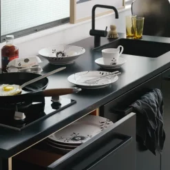 Sort Mega Riflet tallerken 22 cm dekor 2