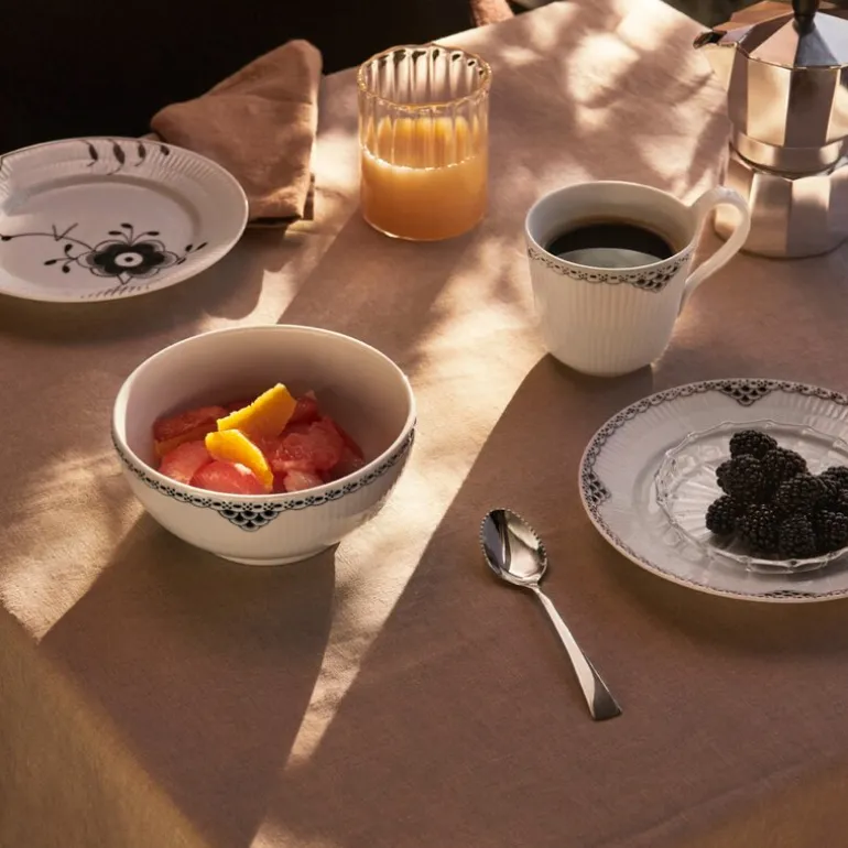 Sort Riflet Blonde skål 73 cl 15 cm ?