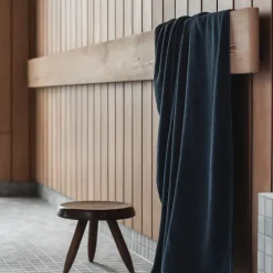 Spa håndkle 100x150 cm mørk blå