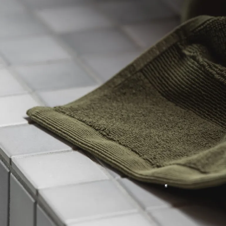 Spa vaskeklut 30x30 cm oliven