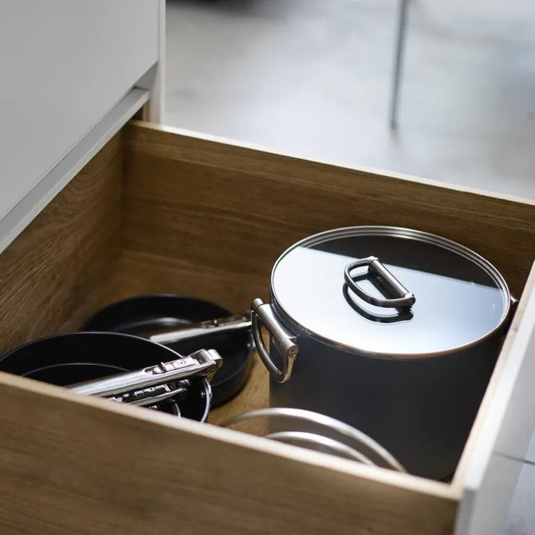 Space gryte m/lokk 5,5L 25 cm midnight blue