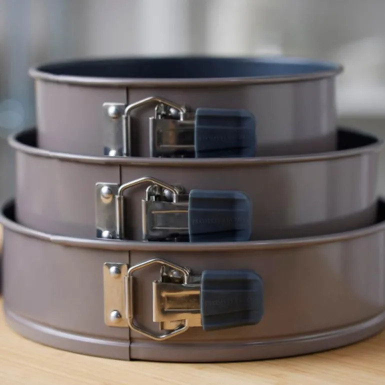 Springform 24 cm stål latte