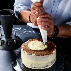 Sprøytepose med tyller i stativ 11 stk stål/hvit