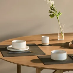 Square Nupo spisebrikke L 35x45 cm caviar