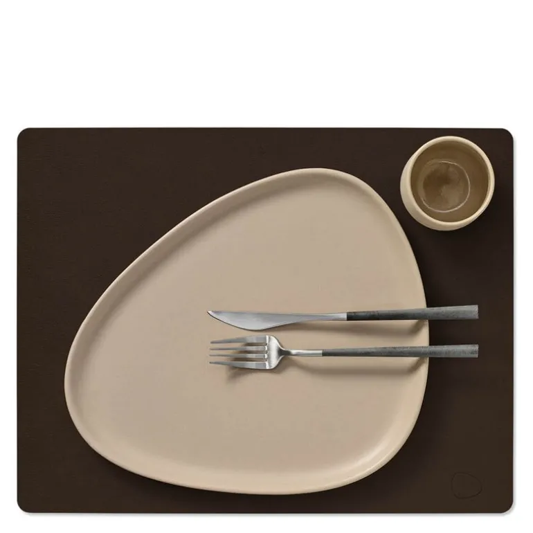 Square Nupo spisebrikke 35x45 cm hazel