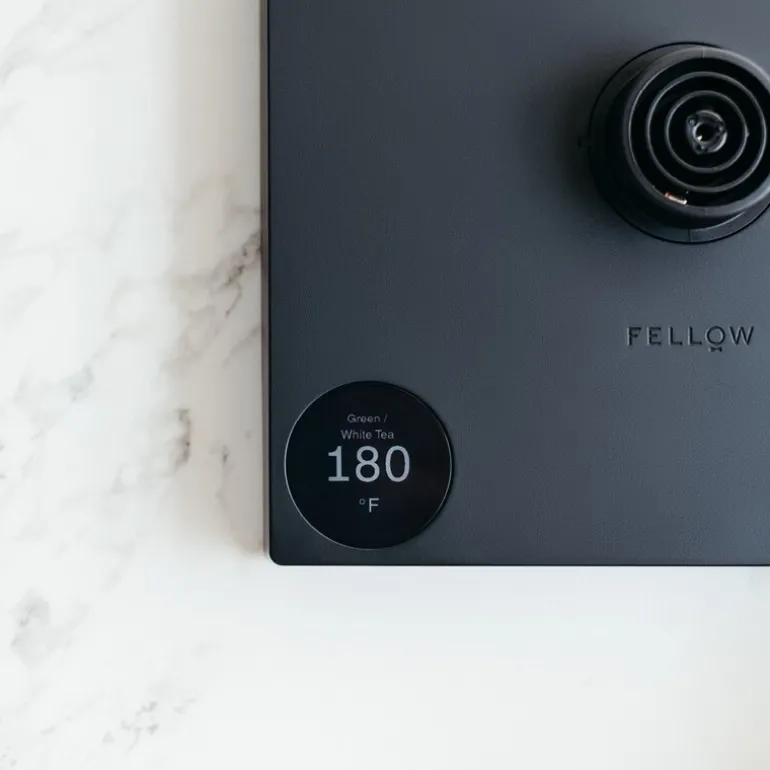 Stagg EKG Pro elektrisk vannkoker 0,9L matt svart/valnøtt