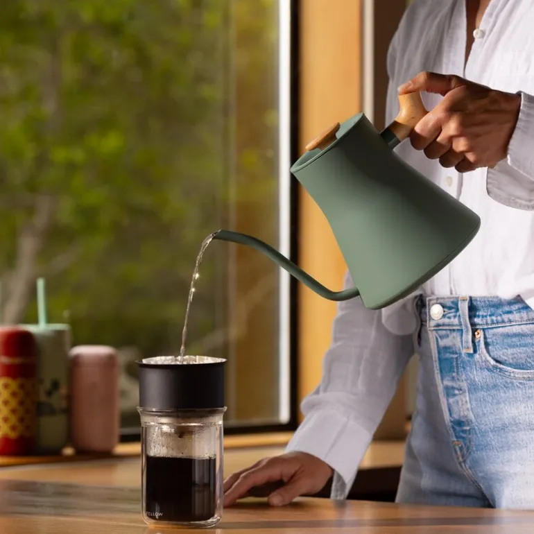 Stagg EKG Pro elektrisk vannkoker 0,9L smoke green/lønnetre