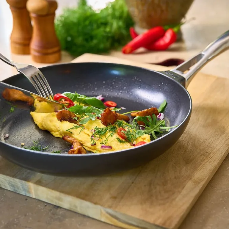 Stekepanne 24 cm mørk grå