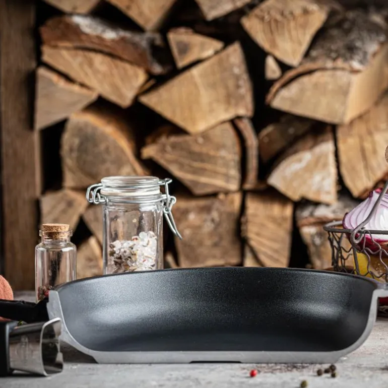 Stekepanne 20 cm svart