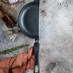 Stekepanne 32 cm svart/svart