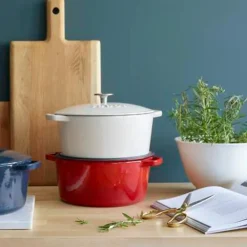 Støpejernsgryte 4,4L rød