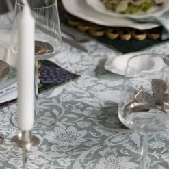 Strawberry Thief duk 150x250 cm grønn