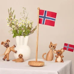 Tha Table Flag norsk flagg 39 cm eik/tekstil