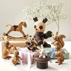 The Rocking Horse trefigur gyngehesten 13,5 cm