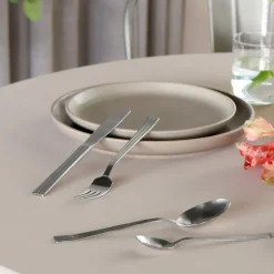 Thebe bestikksett edition 2024 16 deler matt stål