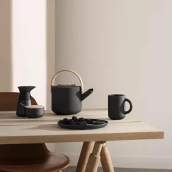 Theo tallerken 22 cm 2 stk svart