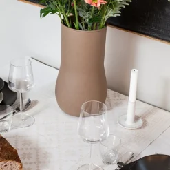 Åttebladrose løper 35x110 cm beige