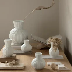 Tura vase 18 cm porselen hvit
