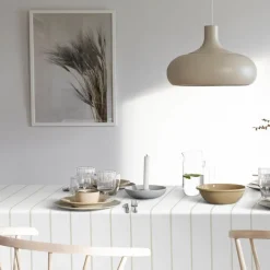 Tvärs bordduk 150x250 cm beige