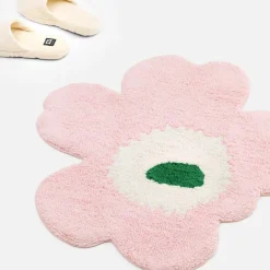 Unikko badematte 73 cm blomsterform rosa/hvit/grønn