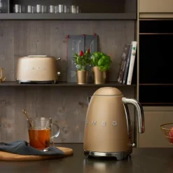 Vannkoker 1,7 L KLF03 champagne