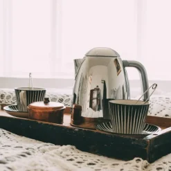 Vannkoker med termostat KLF04 1,7L krom