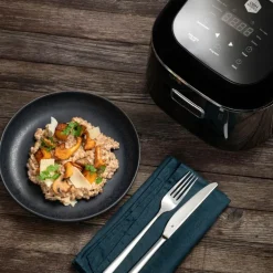 Versatile QK6018SO riskoker 2L svart