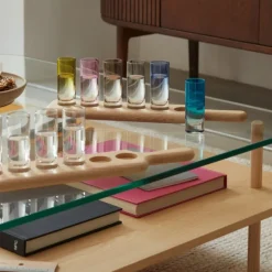 Vodka shotglass 6 stk med brett klar