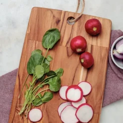 Wooden board skjærefjøl 34x23 cm teak