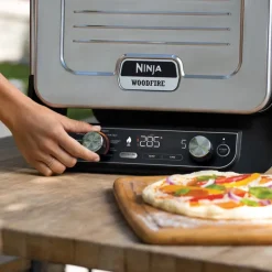 Woodfire elektrisk grill 2400W