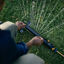 X-series™ vannspreder pendlende S-M 55,2 cm svart