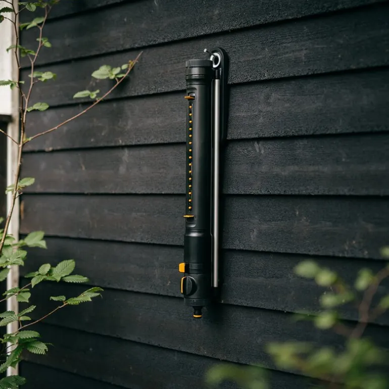 X-series™ vannspreder pendlende S-M 55,2 cm svart